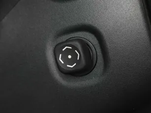 Toyota  11