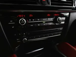 BMW  12