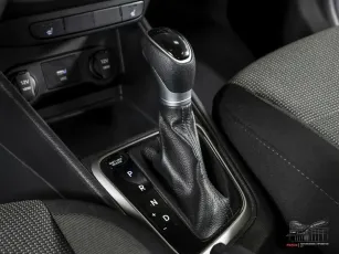 Hyundai  13