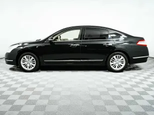 Nissan  3