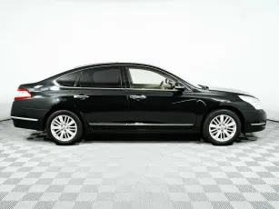 Nissan  4