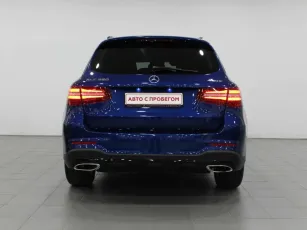 Mercedes-Benz  4
