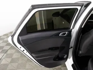 Kia  22