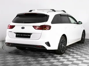 Kia  3