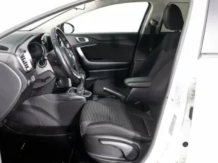 Kia  8