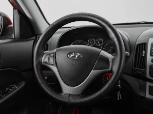Hyundai  10