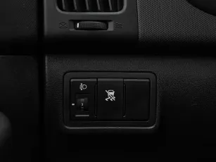 Hyundai  12