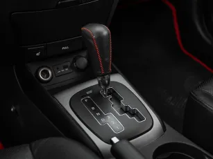 Hyundai  16