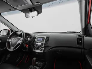 Hyundai  9