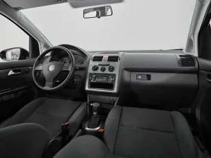 Volkswagen  8