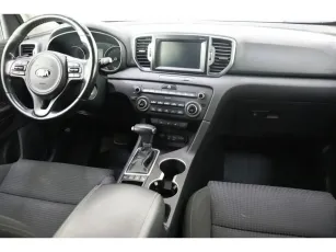Kia  10