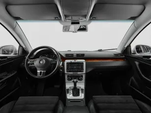 Volkswagen  8