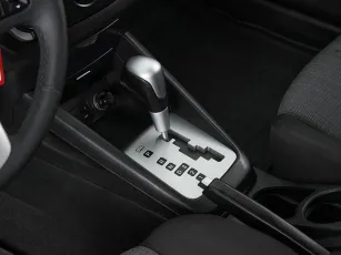 Kia  14
