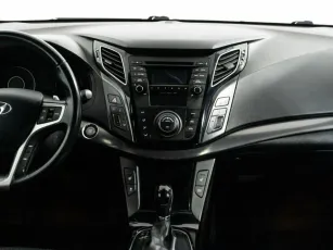 Hyundai  8