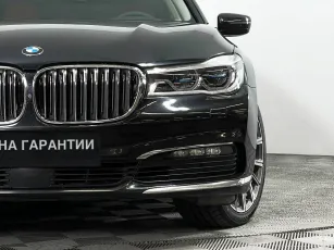 BMW  7