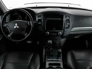 Mitsubishi  6