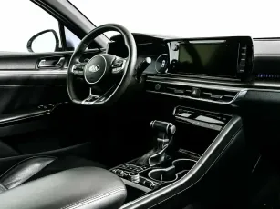 Kia  6