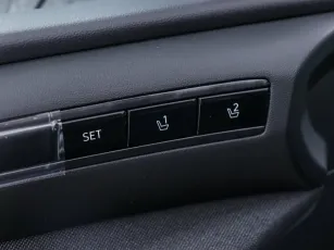 Hyundai  21