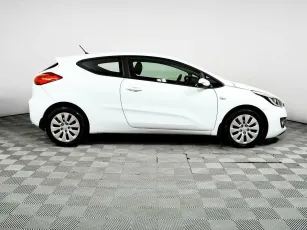 Kia  4