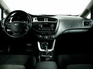 Kia  8