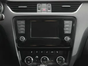 Skoda  8