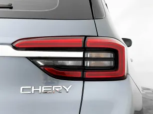 Chery  7