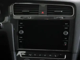 Volkswagen  9