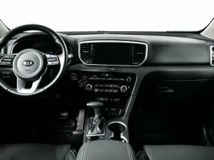 Kia  10