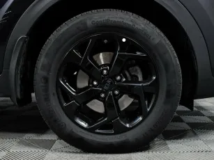 Kia  8