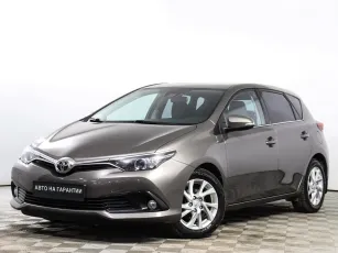 Toyota Auris, II Рестайлинг