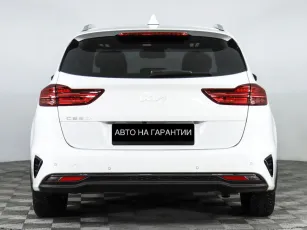Kia  4