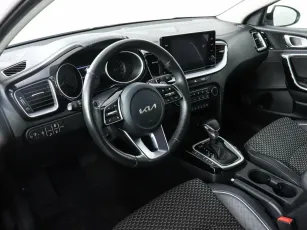 Kia  7