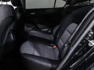 Kia  10