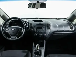 Kia  8