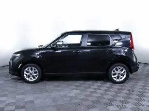 Kia  3