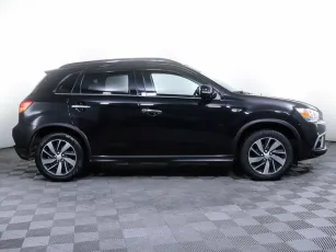 Mitsubishi  4