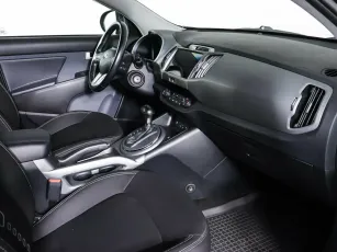 Kia  10