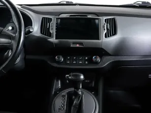 Kia  15