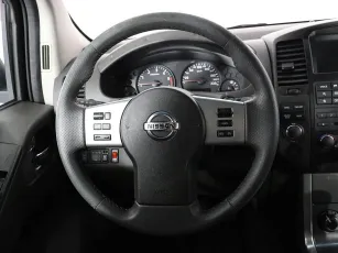 Nissan  7