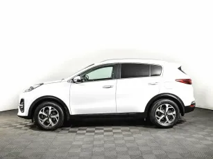 Kia  3