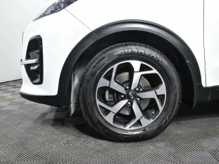 Kia  7