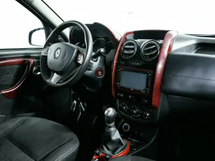 Renault  8