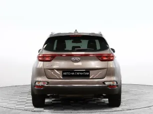 Kia  4