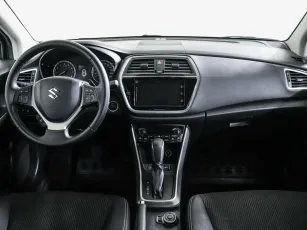 Suzuki  7