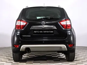 Nissan  4