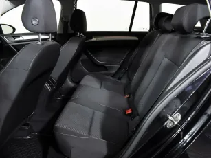 Volkswagen  15