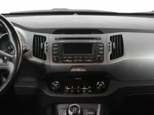 Kia  11