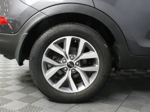 Kia  7