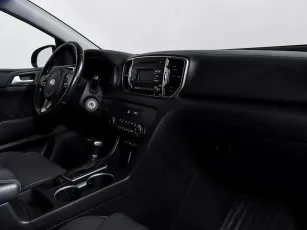 Kia  10