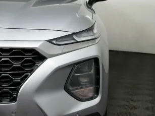 Hyundai  7